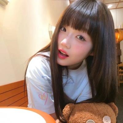 布鲁克斯,草地和可爱脸孔